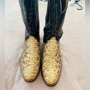 Justin snake boots 8.5D